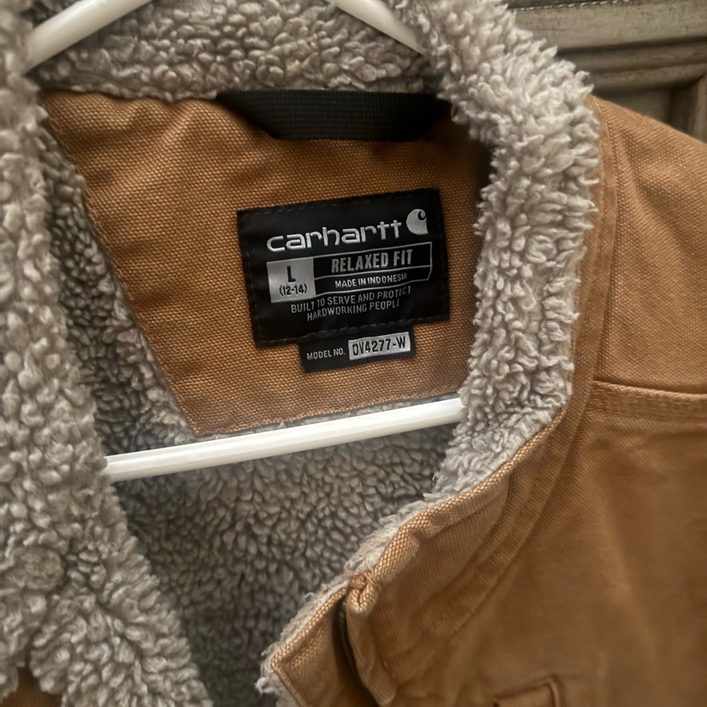 Carhartt Tan Relaxed Fit Vest with Sherpa Lining - Picture 3 of 3